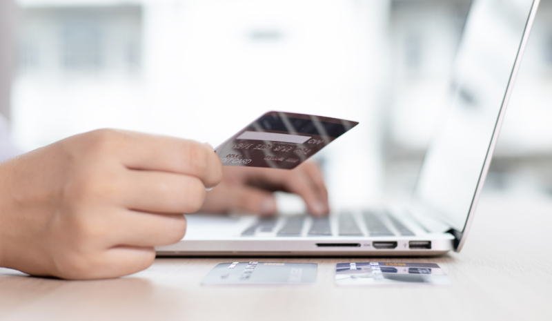 Bilietai į koncertą – ar į sukčių pinkles: kaip atpažinti riziką ir apsisaugoti nuo apgaulės?
